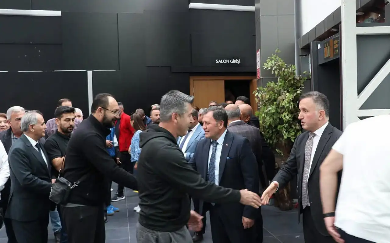 Kayseri'de okul sporlarının gelişimi için il müdürlerinden ortak toplantı!