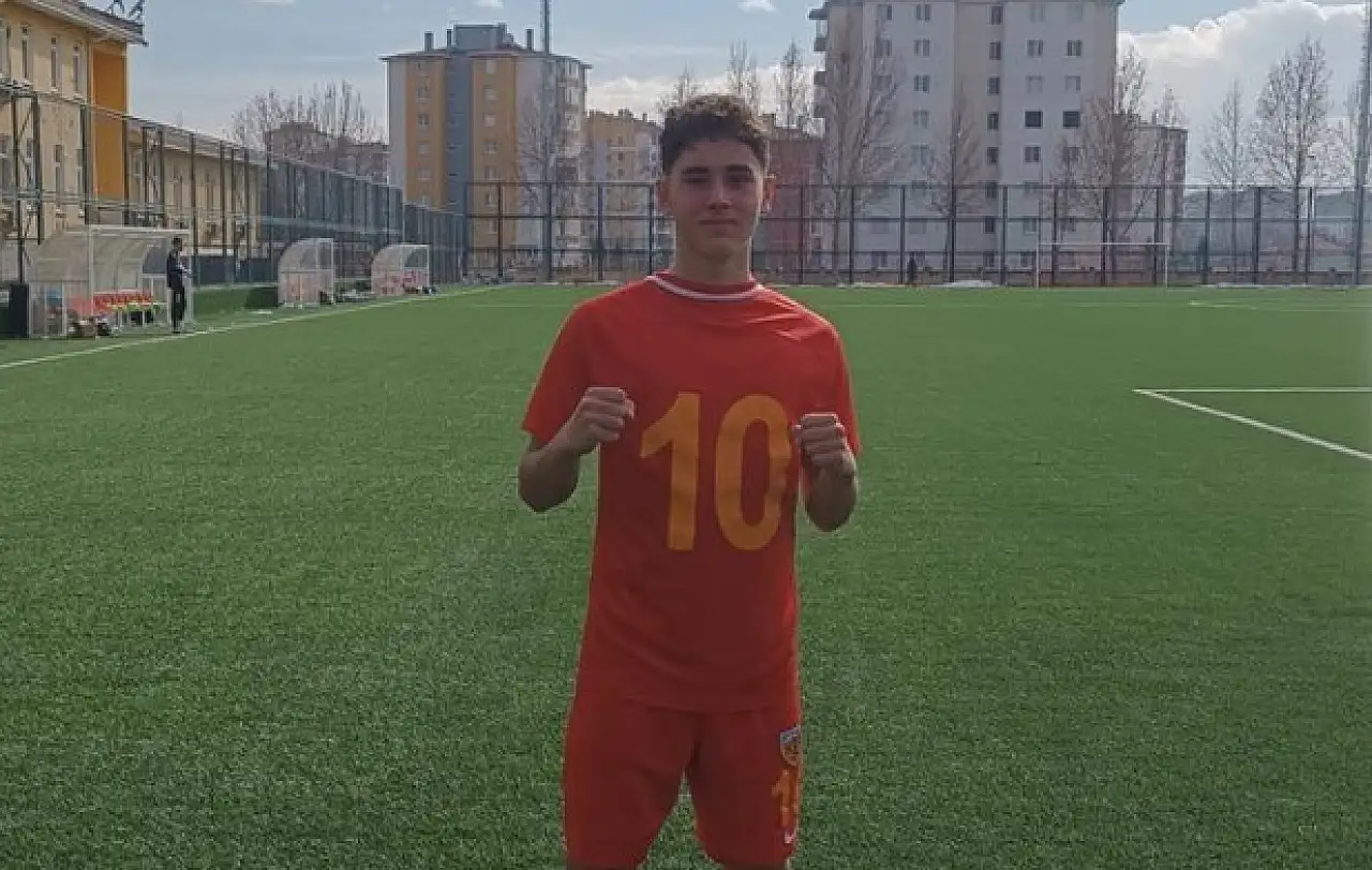 Kaptandan müthiş açılış: 1 gol 2 asist...