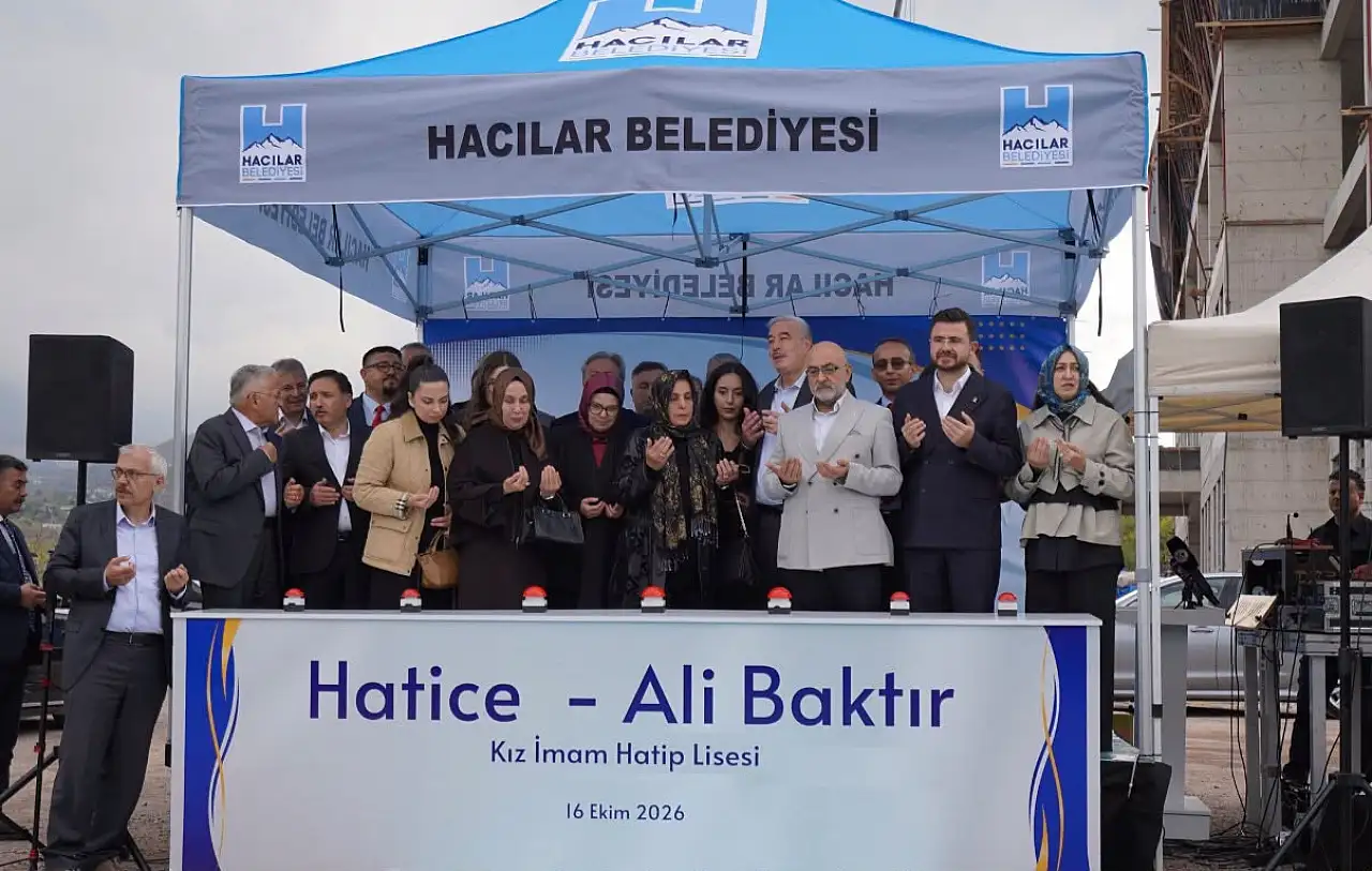 Milletvekili Ayşe Böhürler temel atma töreninde…