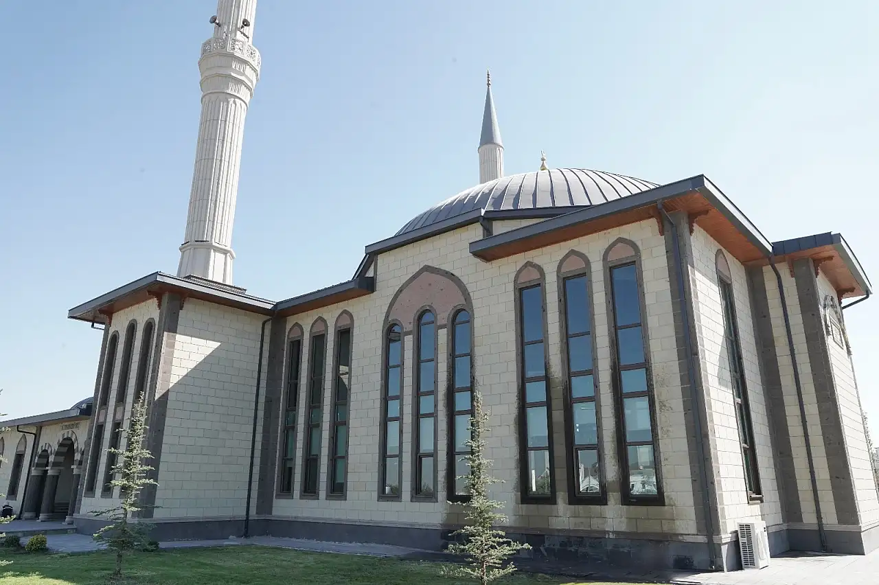Kayseri'ye yeni cami! Yarın açılıyor