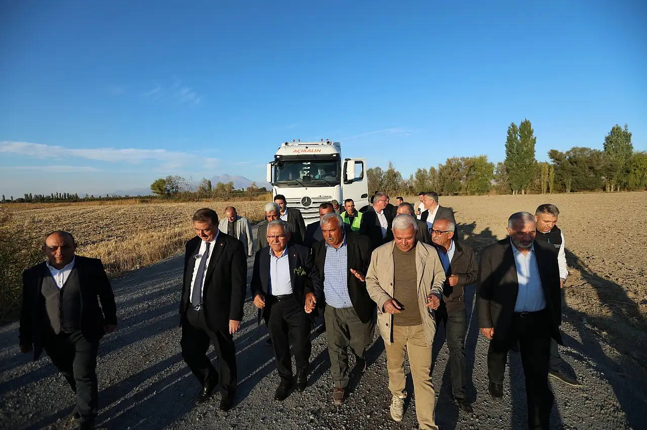 Büyükşehir Belediyesi'nden kırsala milyonlarca lira değerinde dev yatırım!