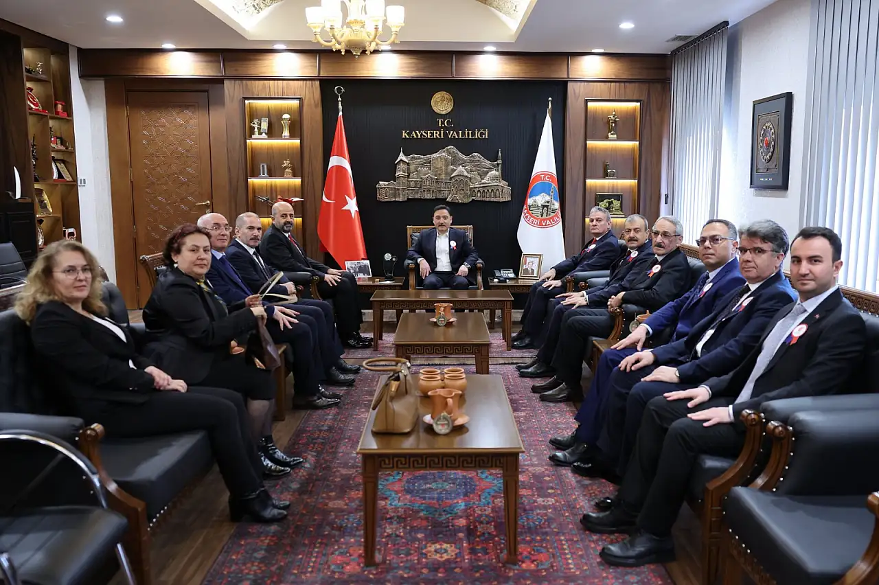 Defterdarlık heyetinden Vali Çiçek'e ziyaret