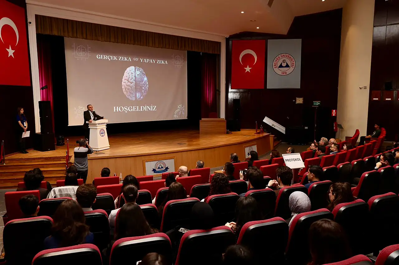 Geleceğin teknoloji ERÜ'de konuşuldu!