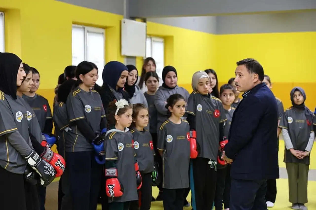 Vali Çiçek duyurdu! ERVA Spor Okullarına kayıtlar artık bir tık ötede