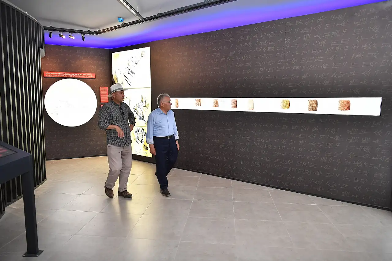 Kültepe, dünya arkeolojisinin ortak kazı alanı oldu
