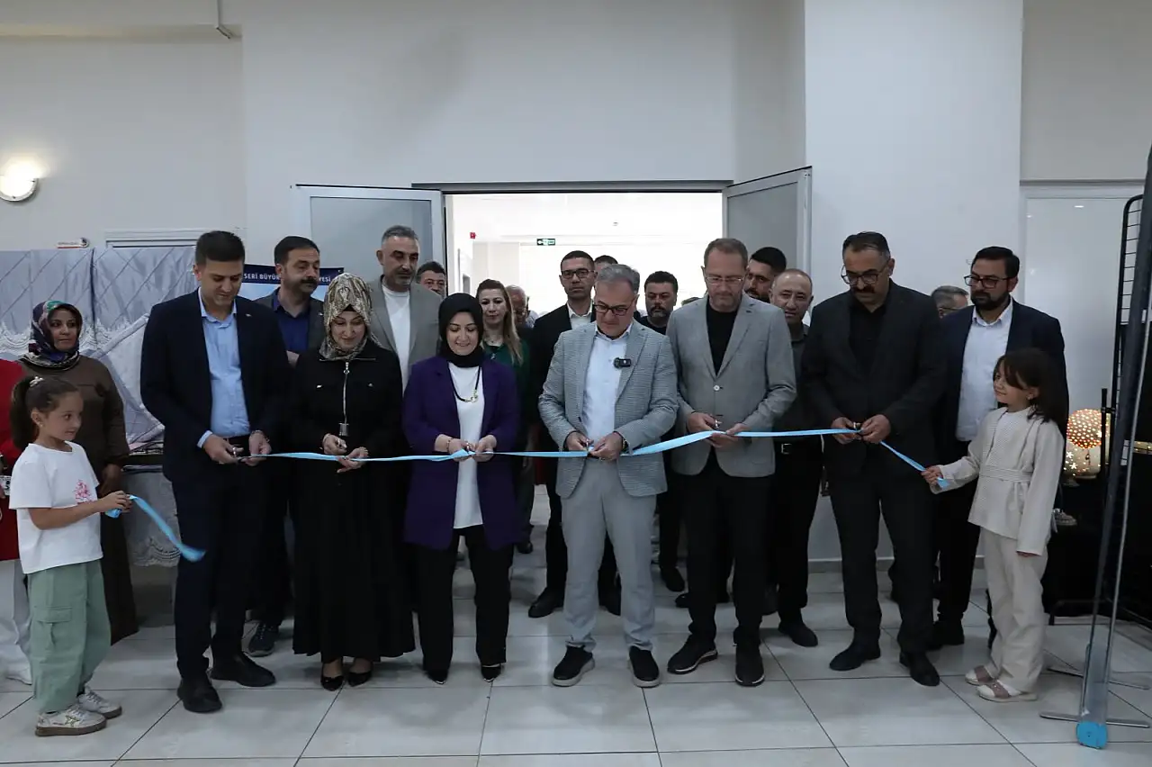 Hacılar'da el emeği göz nuru eserler görücüye çıktı!