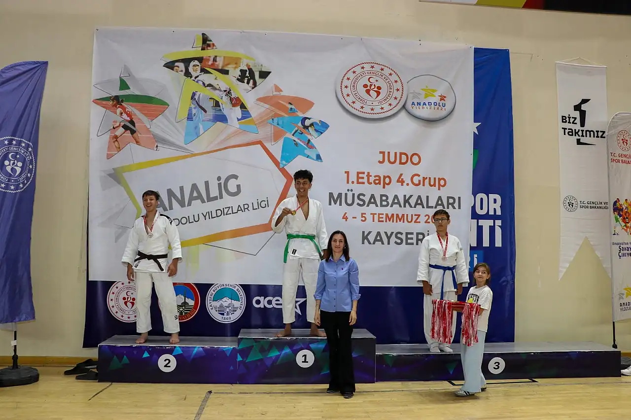 Kayseri'de ANALİG Judo heyecanı sona erdi! Madalyalar sahiplerini buldu