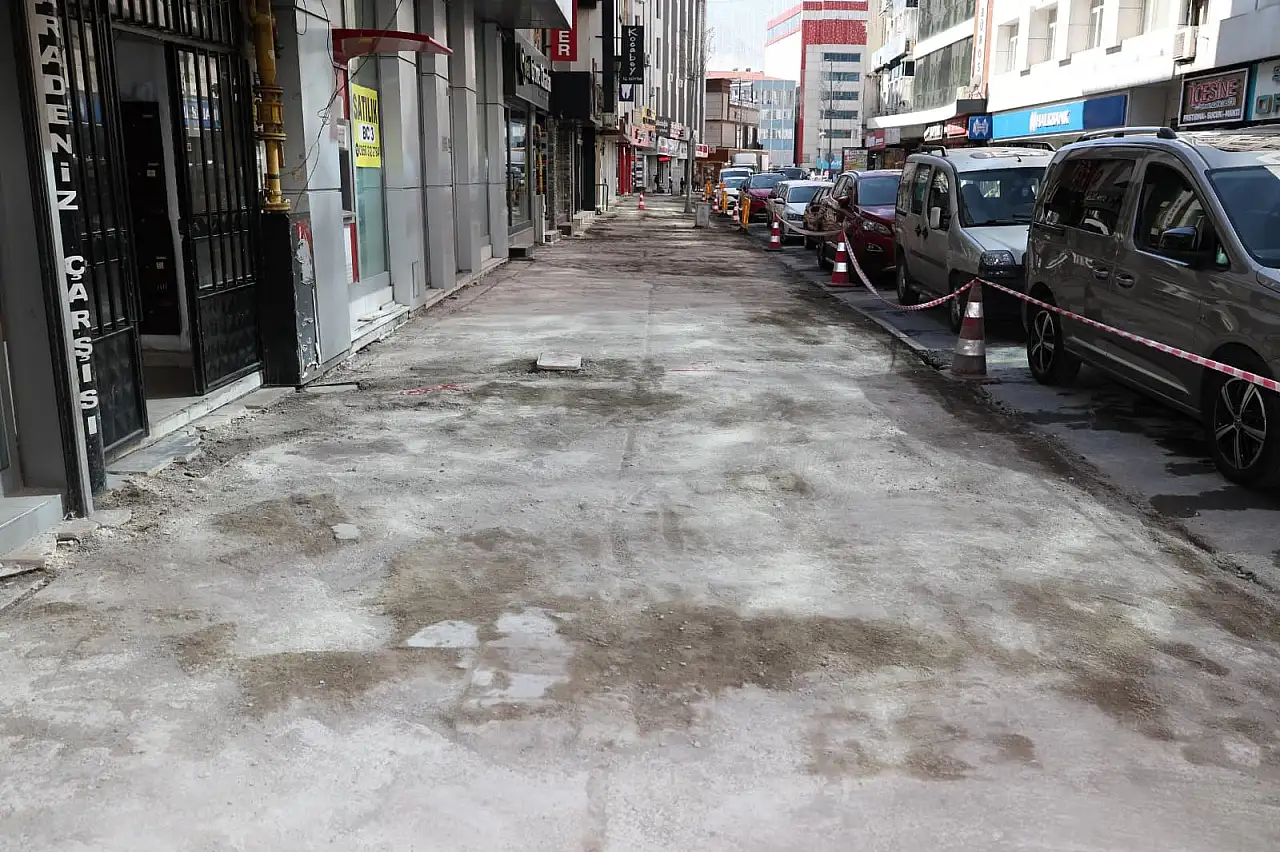 Millet Caddesi, Nazmi Toker Caddesi.... Hummalı çalışmalar başladı!