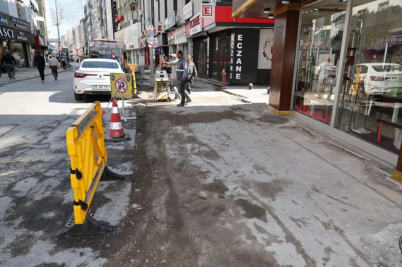 Millet Caddesi, Nazmi Toker Caddesi.... Hummalı çalışmalar başladı!
