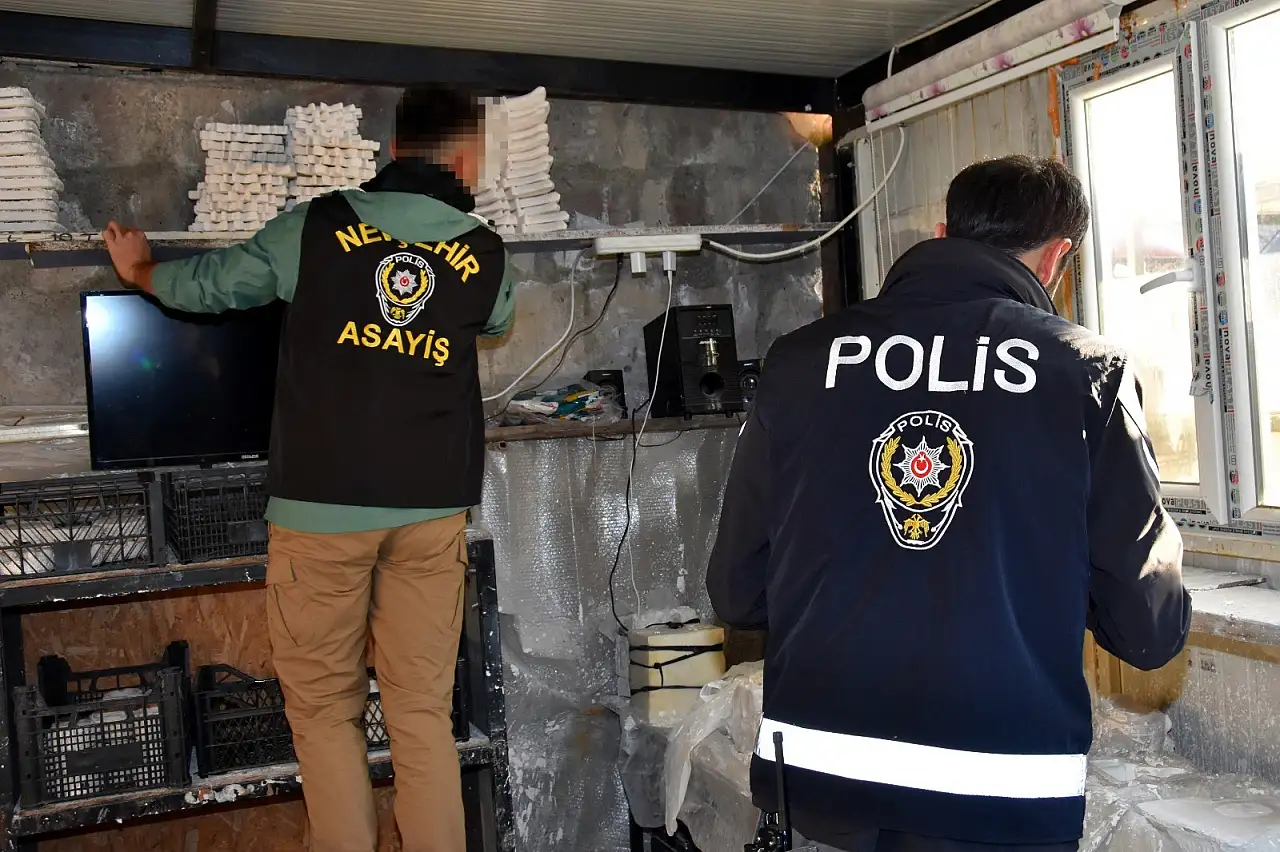 Kayseri dahil 9 ilde fuhuş operasyonu: 29 gözaltı!