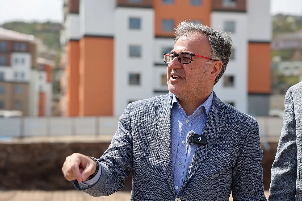 Hacılar'da yeni iş merkezi projesi başladı: 43 dükkân ve ofis yolda!