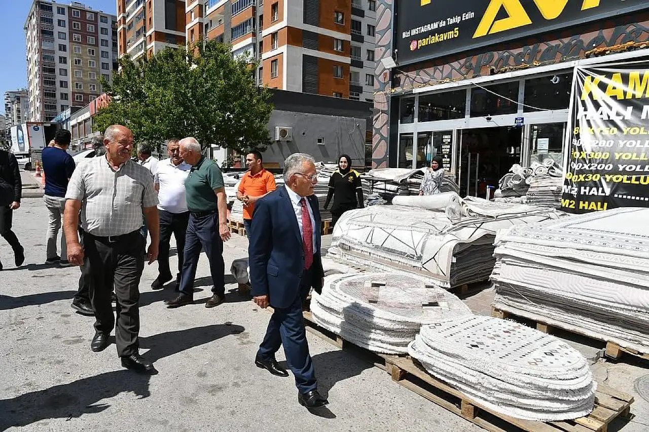 35 Milyon TL'lik yatırım: Erkilet Bulvarı asfaltlanıyor, ulaşım konforu artıyor