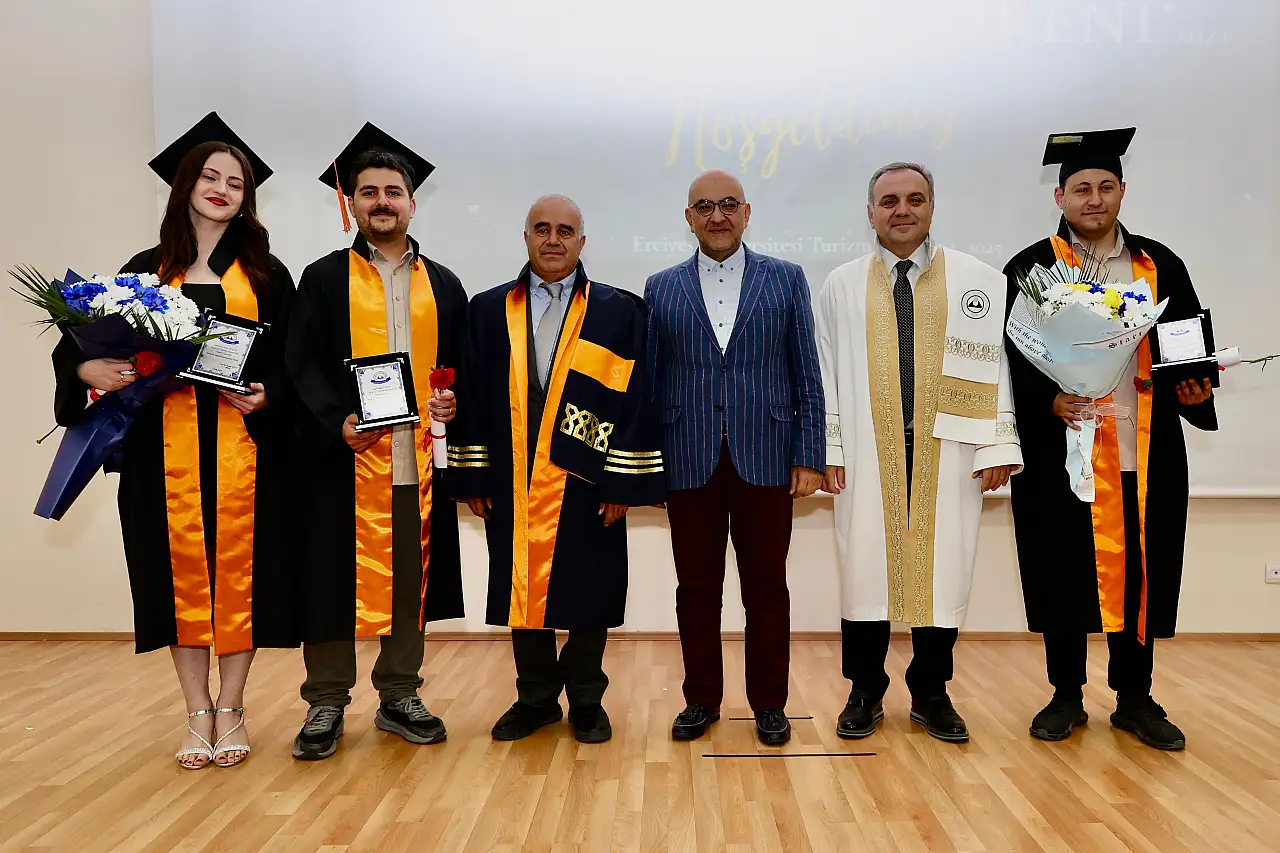 ERÜ Turizm Fakültesi 16. mezunlarını uğurladı