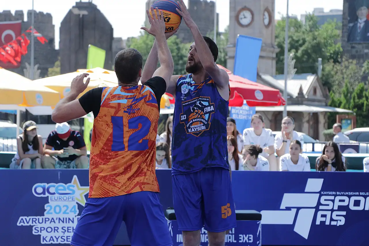 Kayseri'de 3x3 basketbol fırtınası: İspanya bileti ve para ödülü için parkedeler!
