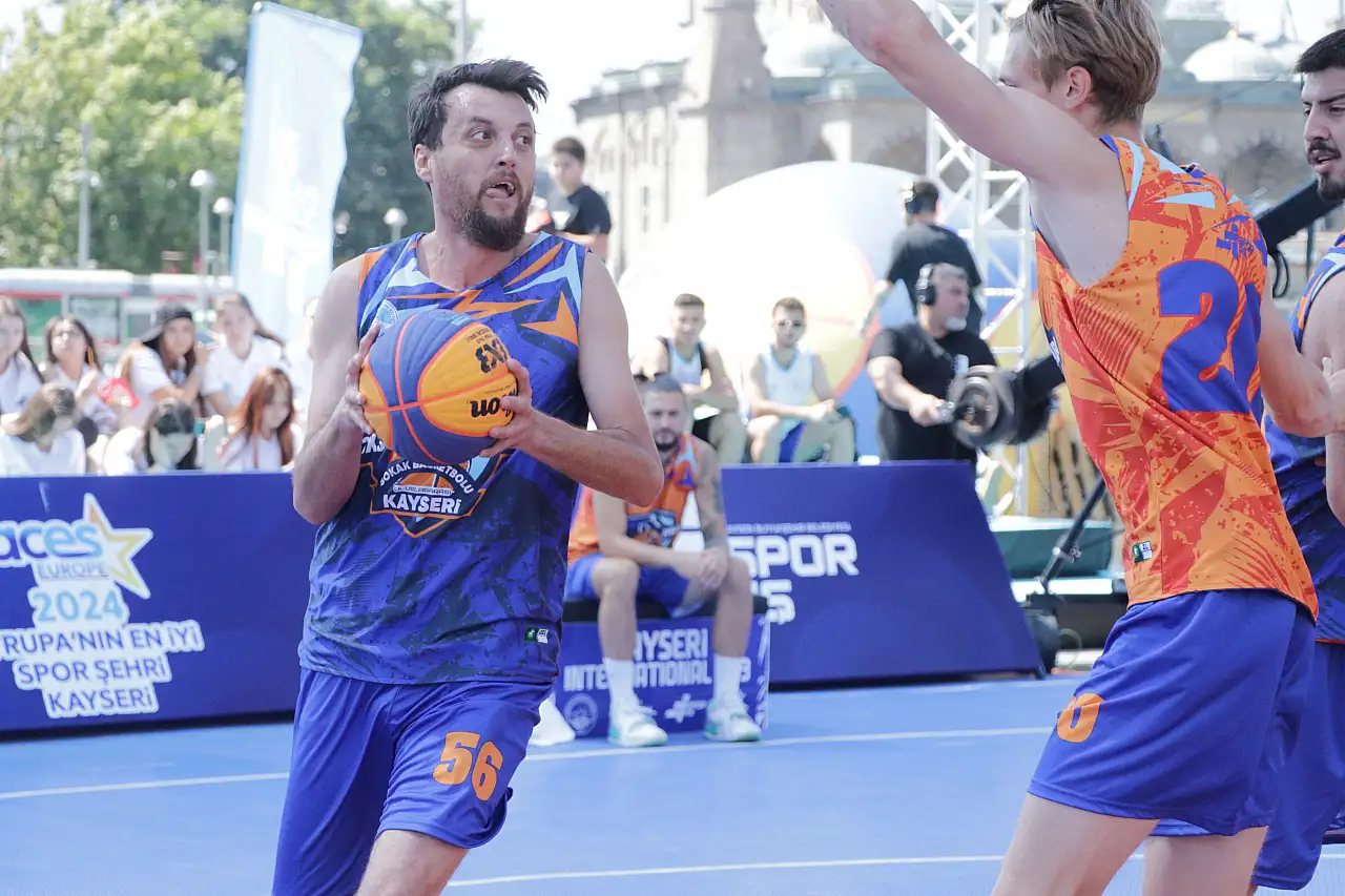 Kayseri'de 3x3 basketbol fırtınası: İspanya bileti ve para ödülü için parkedeler!