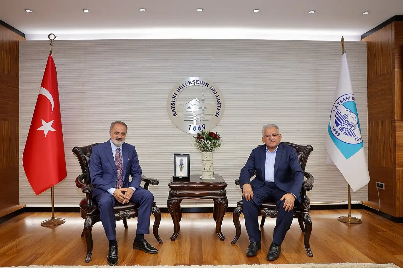 Kayseri'de raylı sistem ve ulaşım yatırımları masaya yatırıldı