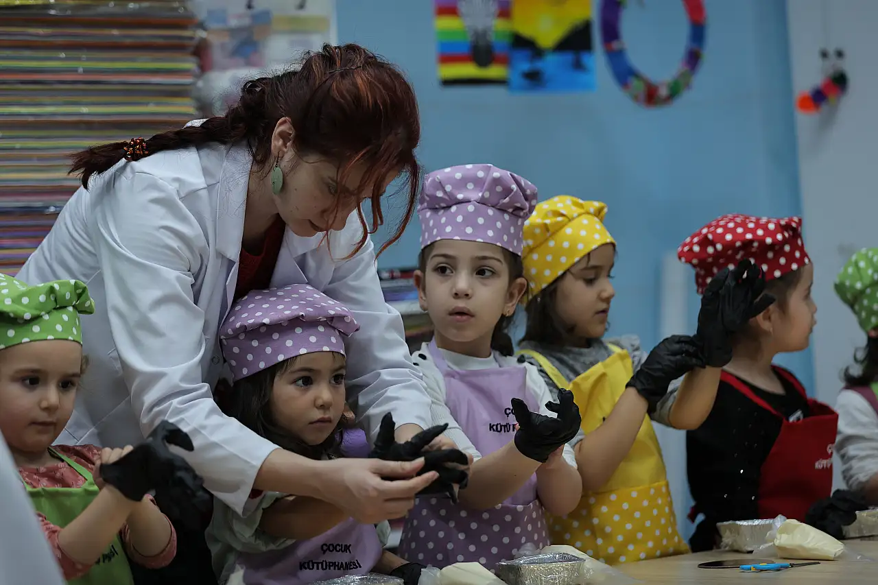 Kayseri'de minik şefler bir araya geldi: Lezzetli dakikalar....