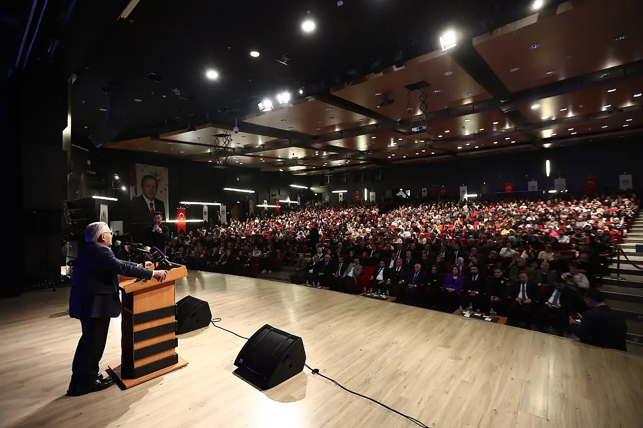 Kayseri'de maneviyat dolu gece: Seyyid'-i Sırdan programına büyük ilgi!