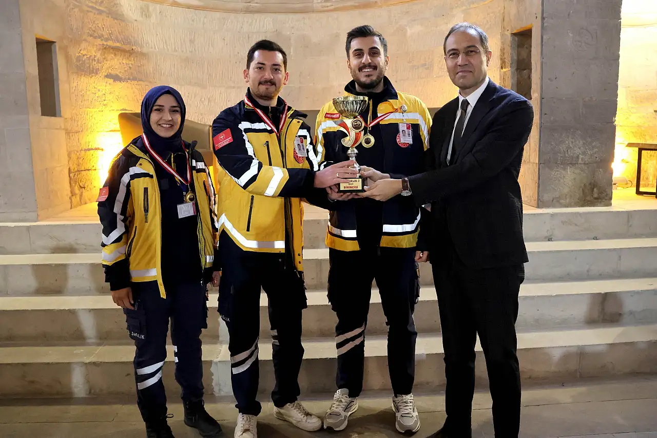 Kayseri'de Ambulans Rallisi'nde ödüller sahiplerini buldu!