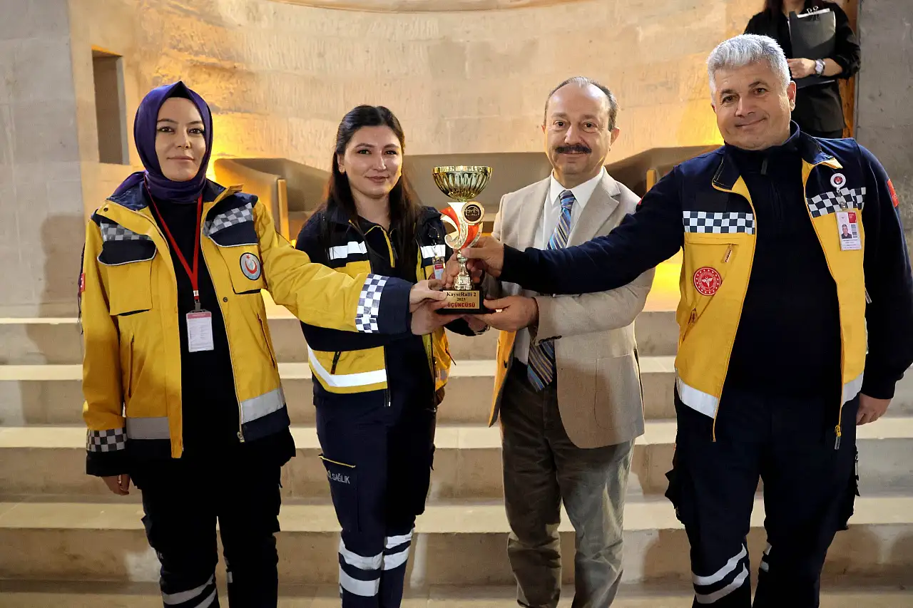 Kayseri'de Ambulans Rallisi'nde ödüller sahiplerini buldu!