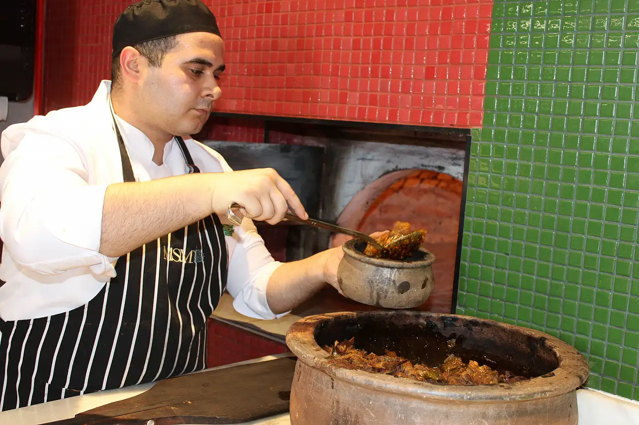 Kayseri'de 5 çeşit yemek 175 TL