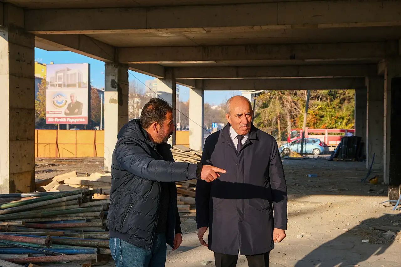 Kayseri'deki yeni hizmet binasının 78 günde geldiği nokta görenleri şaşırttı!
