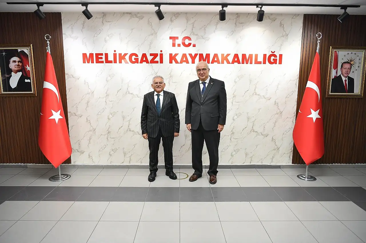 Kocasinan, Melikgazi ve Talas Kaymakamlarını Başkan Büyükkılıç ziyaret etti