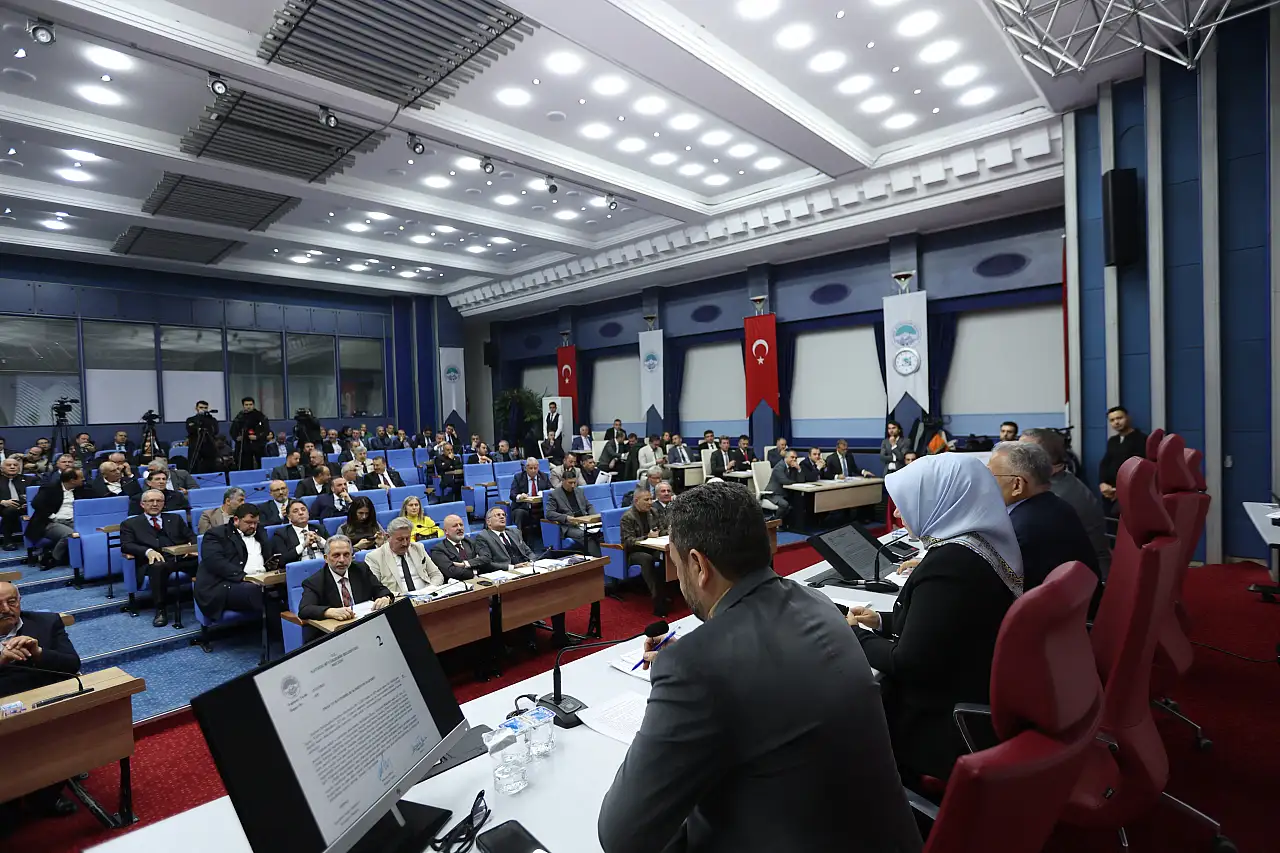 Büyükşehir Belediyesi 80 gündem maddesini karara bağladı!