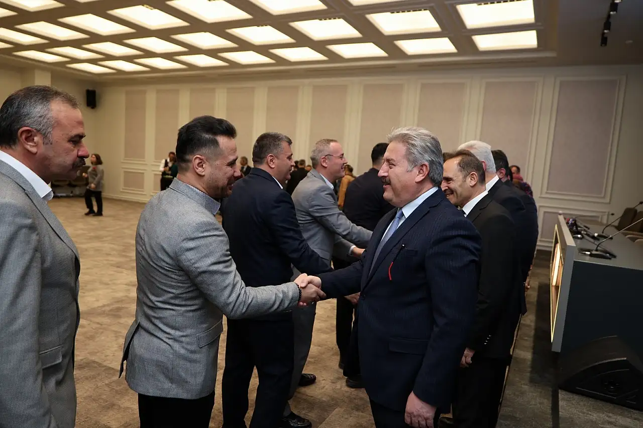 Melikgazi'de bayram coşkusu: Başkan Palancıoğlu'ndan birlik mesajı...