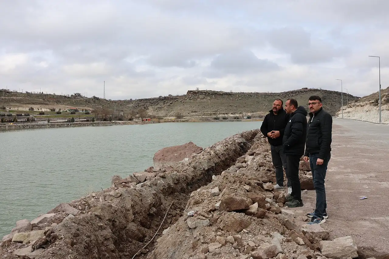 İncesu Marina'da çevre düzenleme çalışmaları hız kazandı