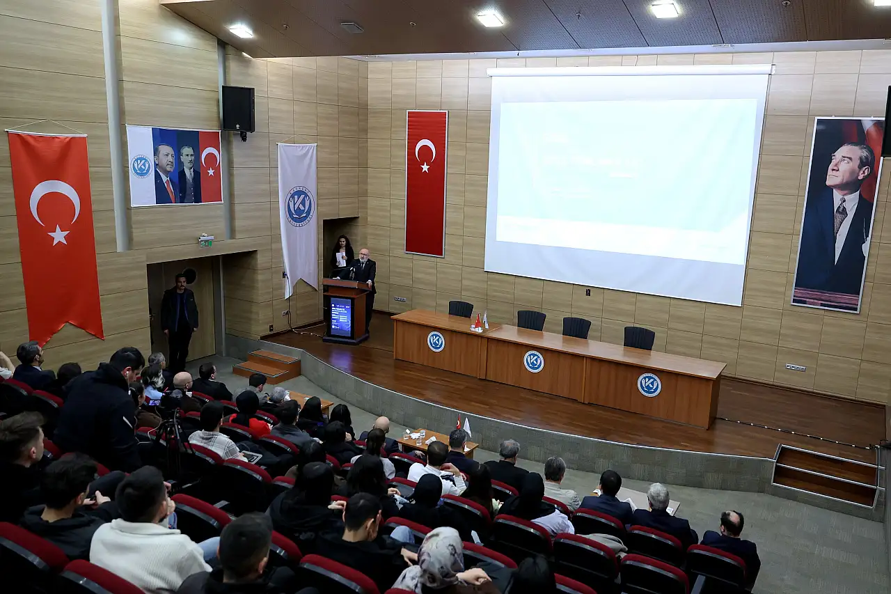 KAYÜ'de ''Kitle Fonlama Eğitimi'' düzenlendi