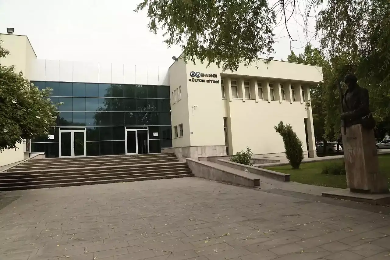 Kayserili ünlü iş insanının vefatının üzerinden 22 yıl geçti!