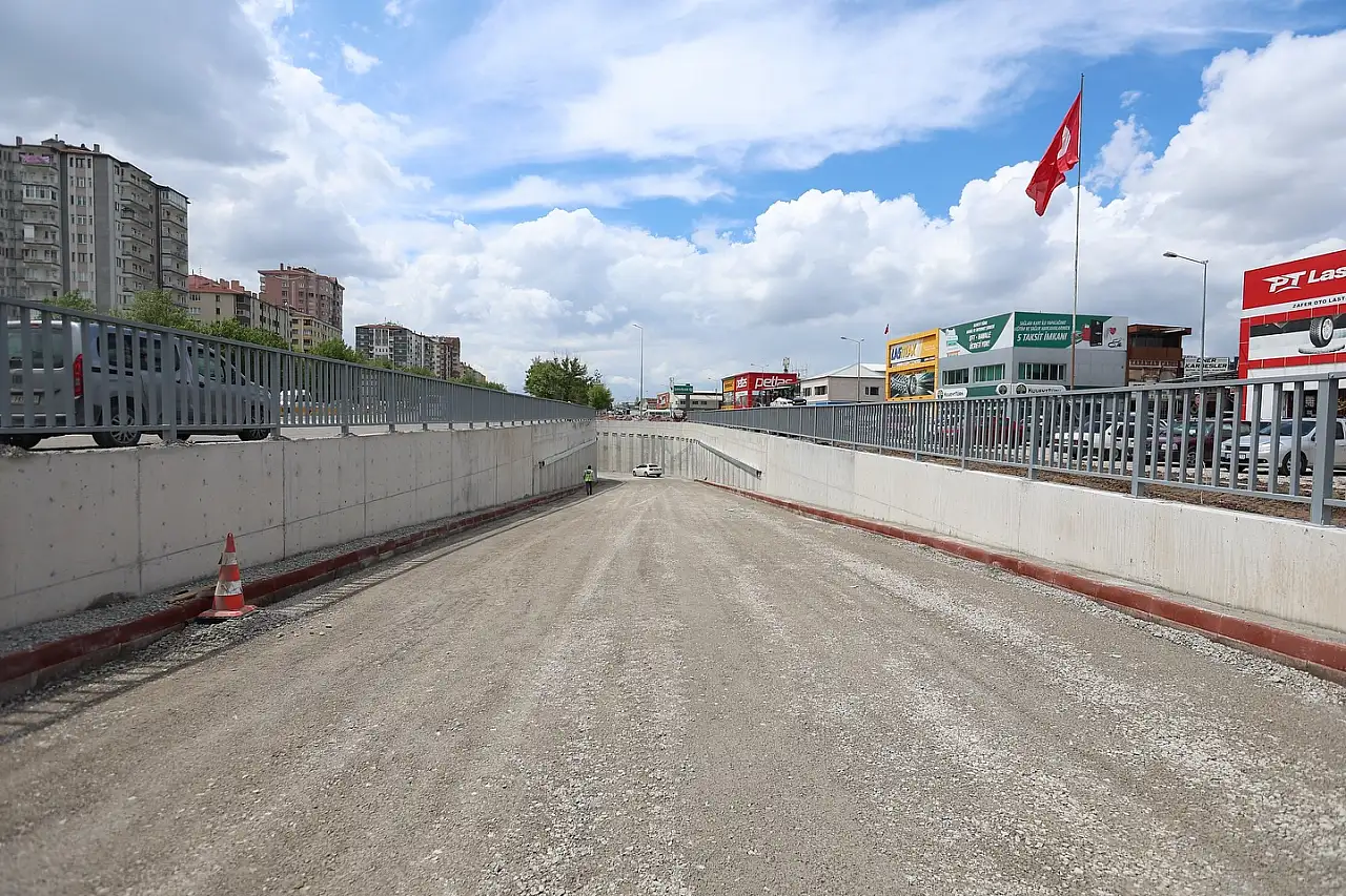 Başkanlardan DSİ Kavşağı'na inceleme: Kayseri'de sona yaklaşan kritik proje...