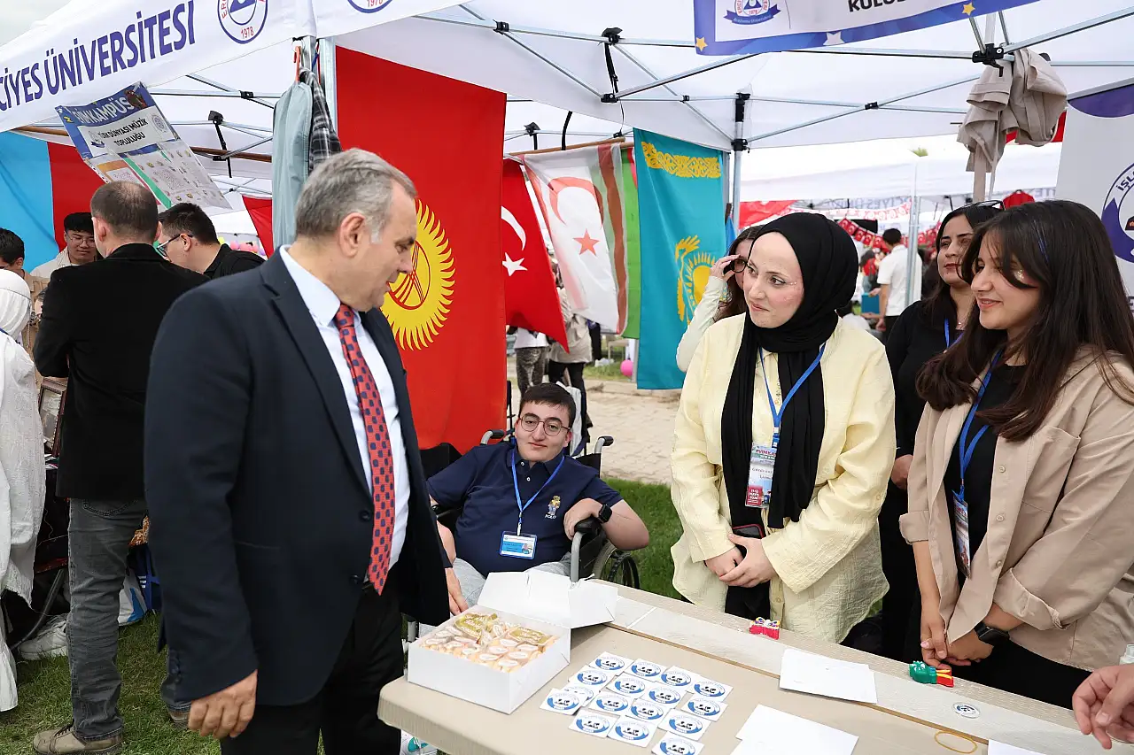 ERÜ'de festival başladı!