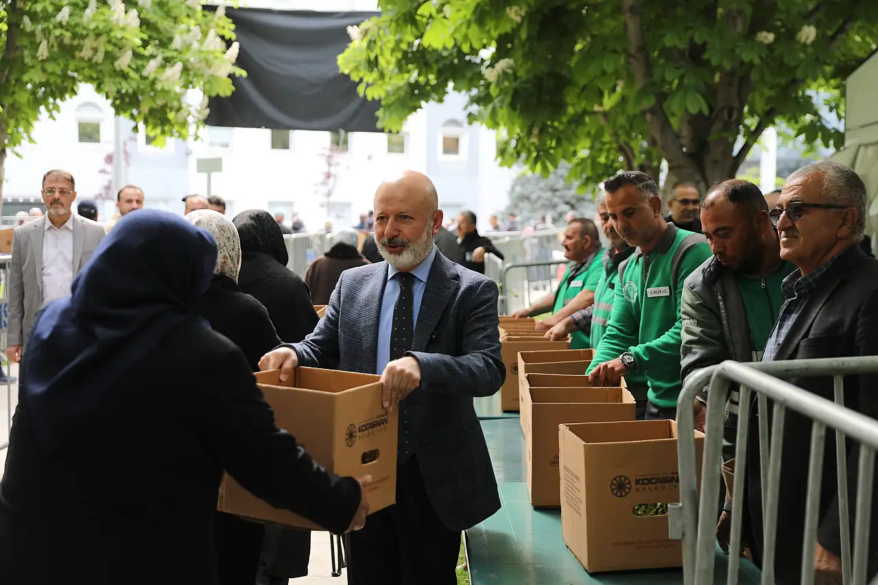 Kayseri'de manzara bu yılda değişmedi: Kuyrukların sonu gelmedi...