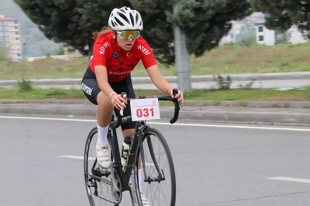 Okul Sporları Bisiklet İl Birinciliği Müsabakaları başladı