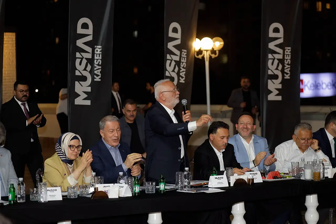 Kayseri'de ekonomi zirvesi! Başkan Büyükkılıç sanayicilerle ne konuştu?