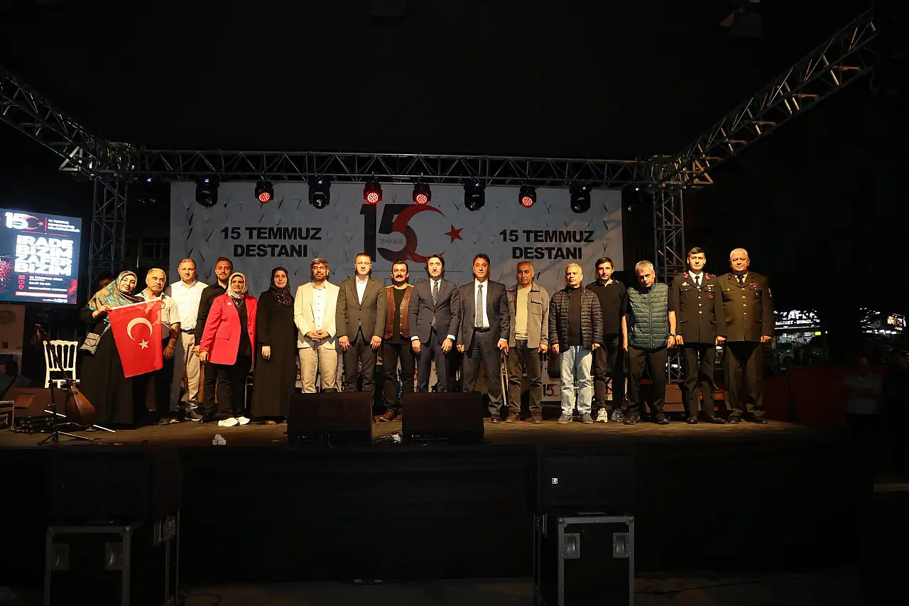 Binler tek meydanda buluştu! Geceye Yusuf Alper Güllü damga vurdu