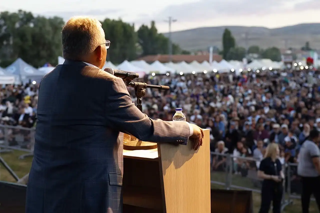 8 yıl sonra yeniden! Kayseri'de Çerkes dansları nefes kesti