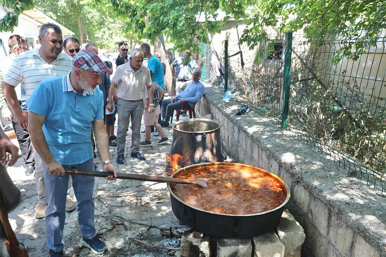 Obruk mahallesinde Pilav Şenliği!