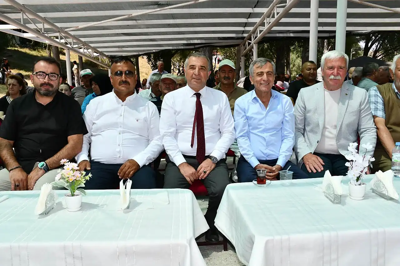 Dadaloğlu Şenlikleri'ne binlerce kişi geldi! Başkan Koç kürsüden bakın neye tepki gösterdi