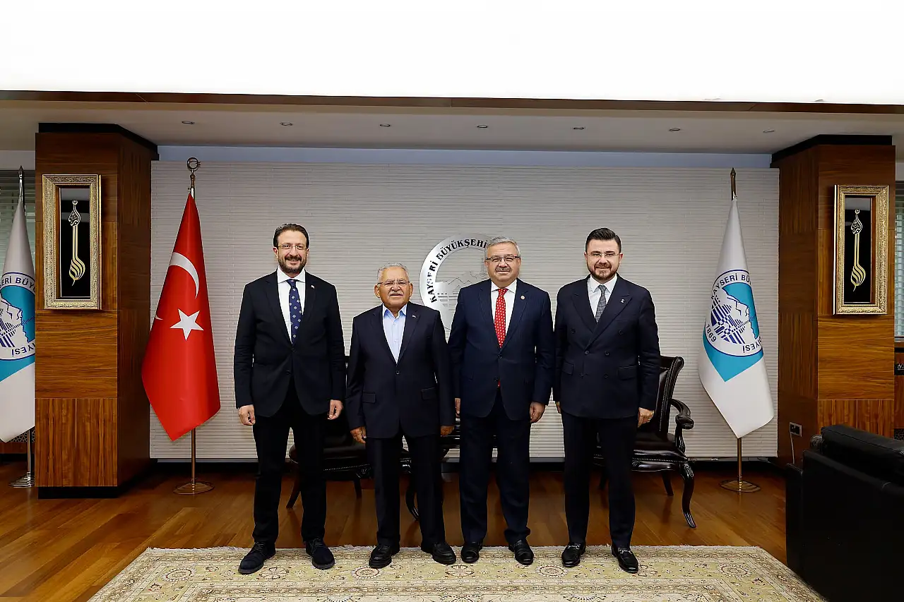 AK Parti Heyeti'nden Başkan Büyükkılıç'a ziyaret!