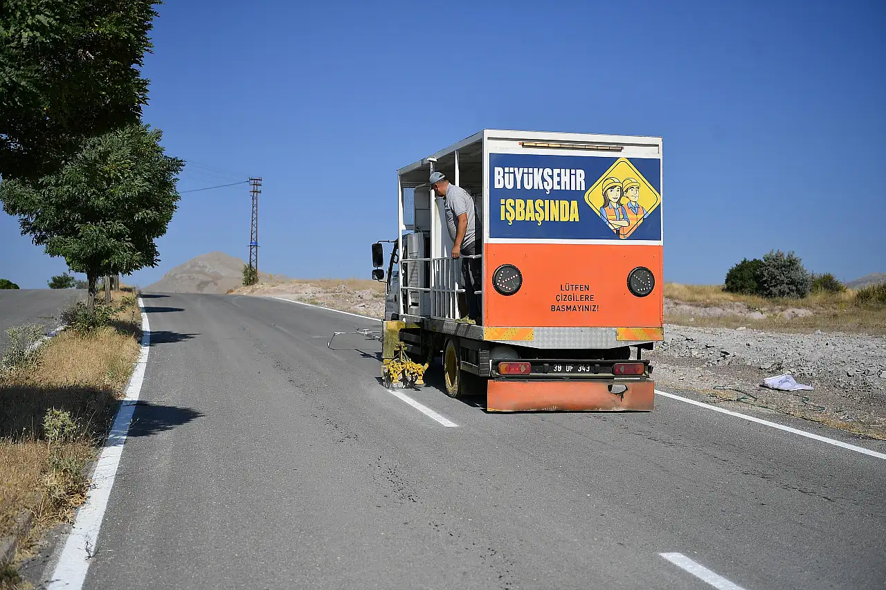 Kayseri'de şenlik alanına giden yollarda çalışma