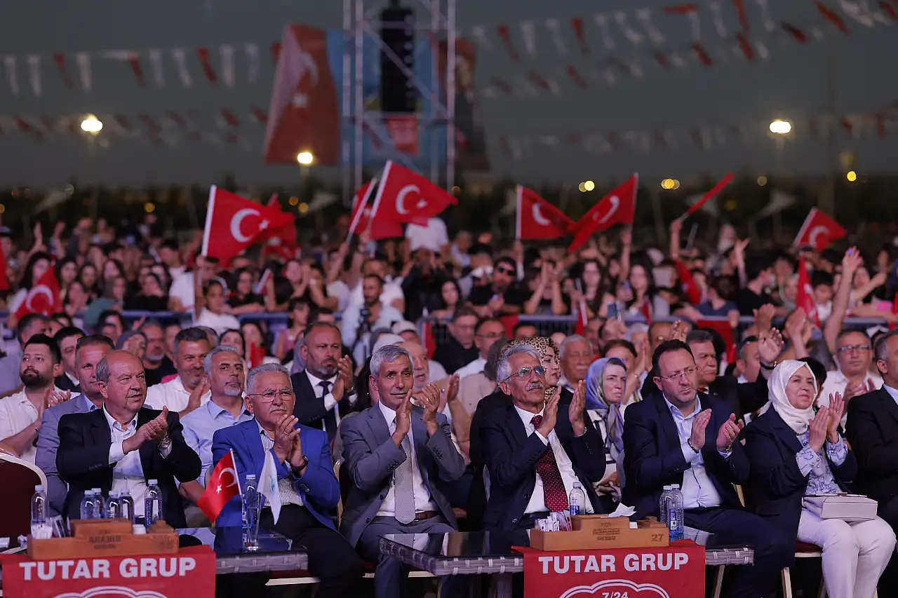 Kayseri'de Millet Bahçesi doldu taştı: Şenliğe büyük ilgi!