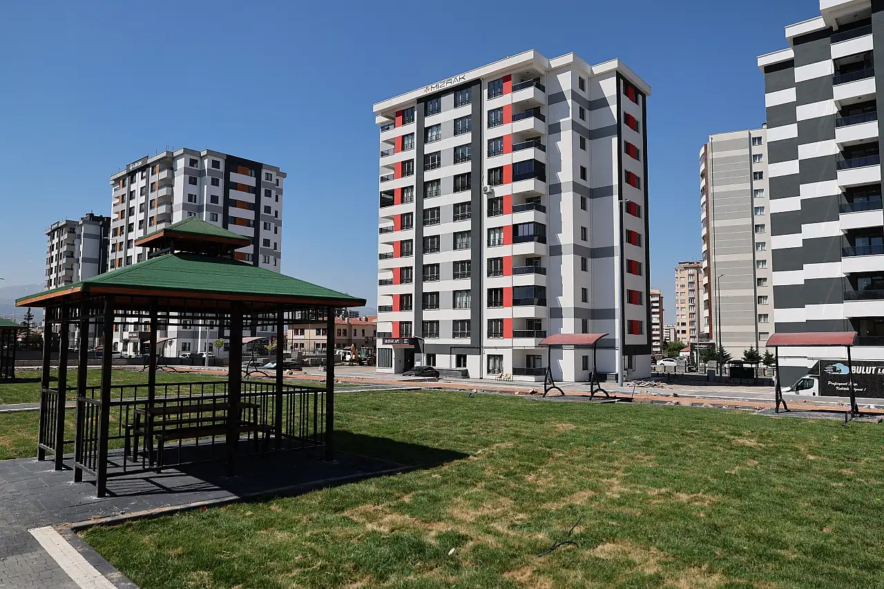 Kayseri'de 11 noktada kentsel dönüşüm çalışması hız kazandı