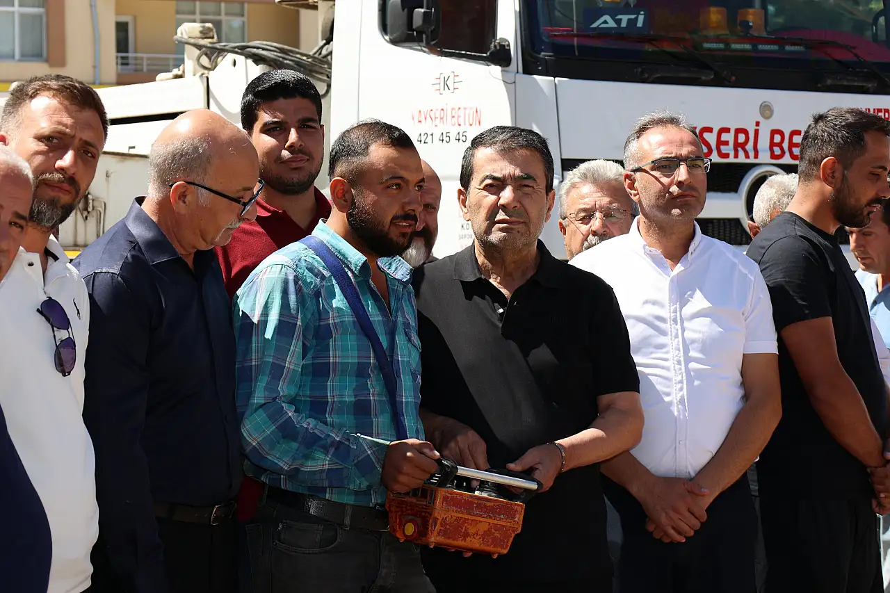 O İlçeye yeni hükümet konağı geliyor: Temeli atıldı
