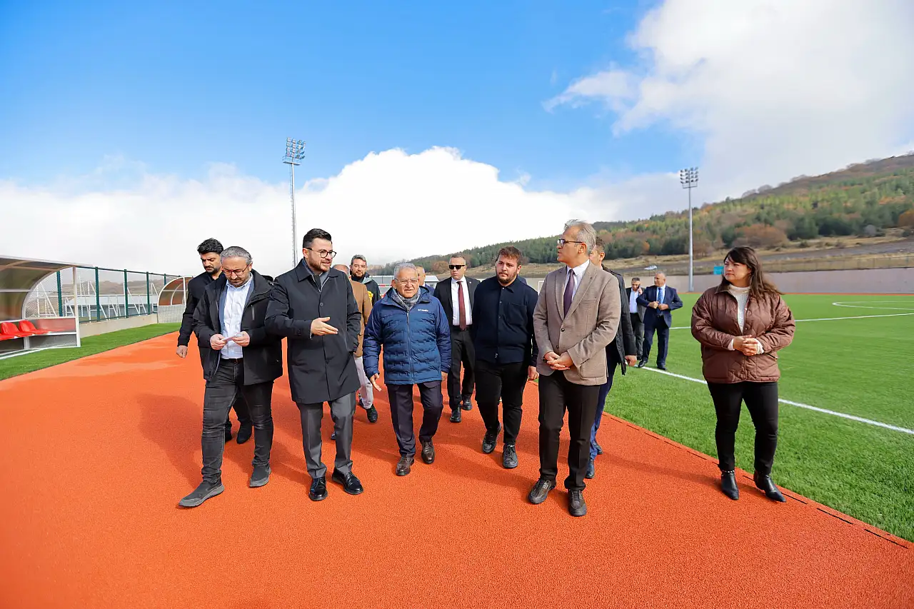 Kayseri'nin zirvesinde çifte heyecan!