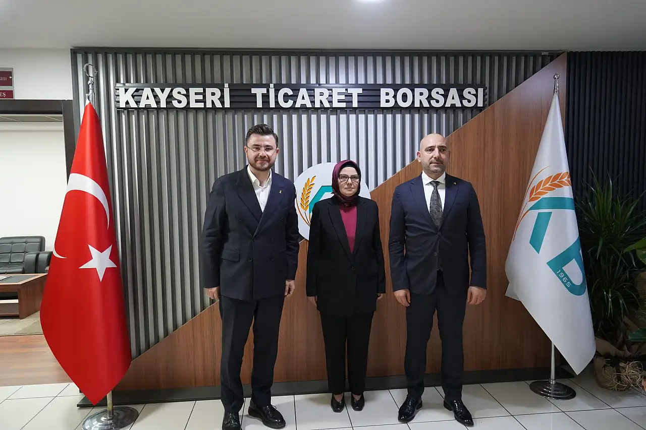 Hüseyin Okandan, Baro ve Ticaret Borsası'nı ziyaret etti