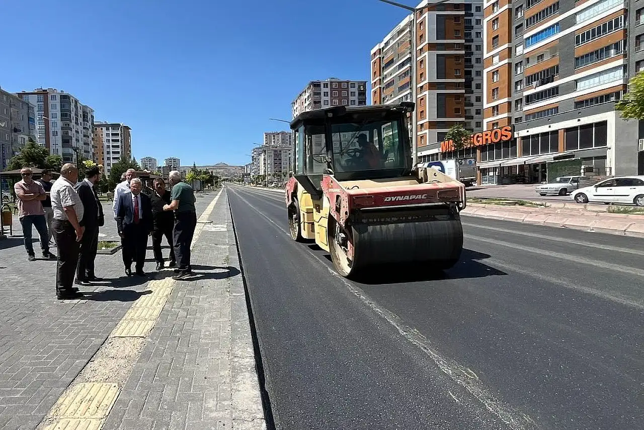 35 Milyon TL'lik yatırım: Erkilet Bulvarı asfaltlanıyor, ulaşım konforu artıyor