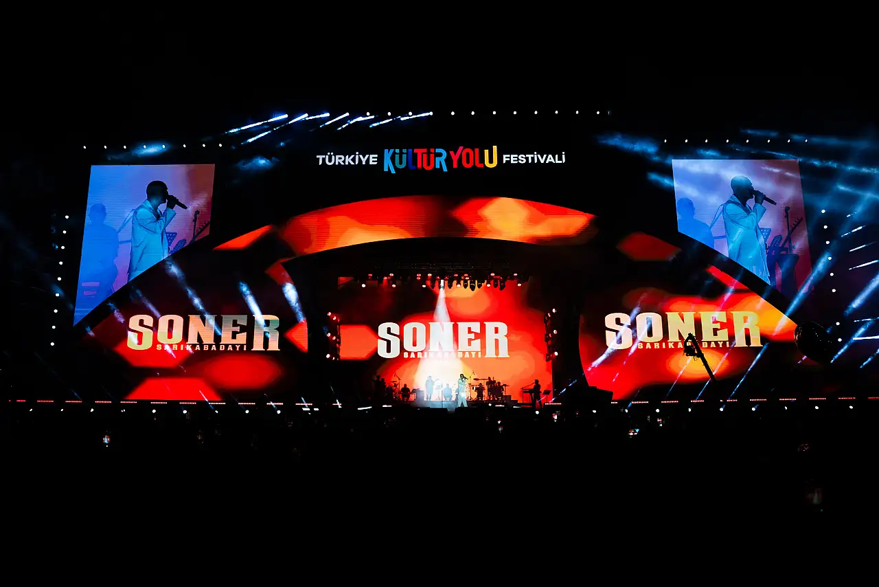 Kayseri Kültür Yolu Festivali'nde Soner Sarıkabadayı rüzgarı